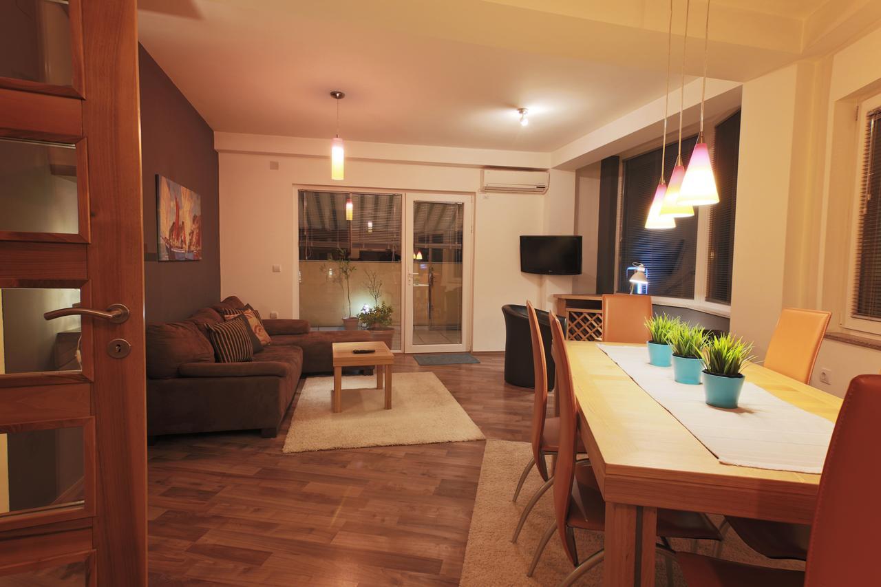 Apartments Elena Ohrid Esterno foto